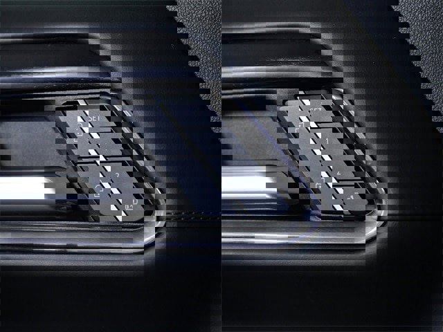 Used 2023 GMC Sierra 1500 AT4X image 32