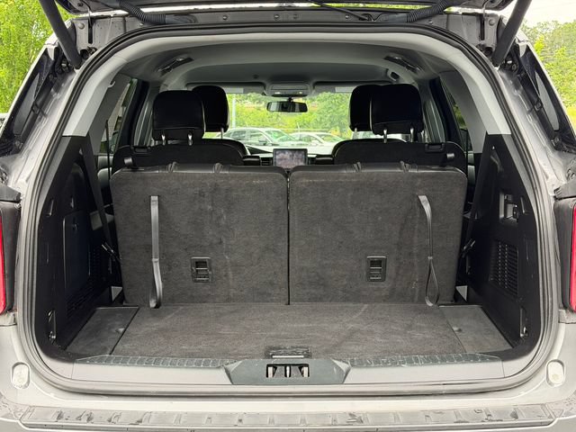 Certified 2021 Ford Explorer XLT w/ Equipment Group 202A AWD/4WD image 27