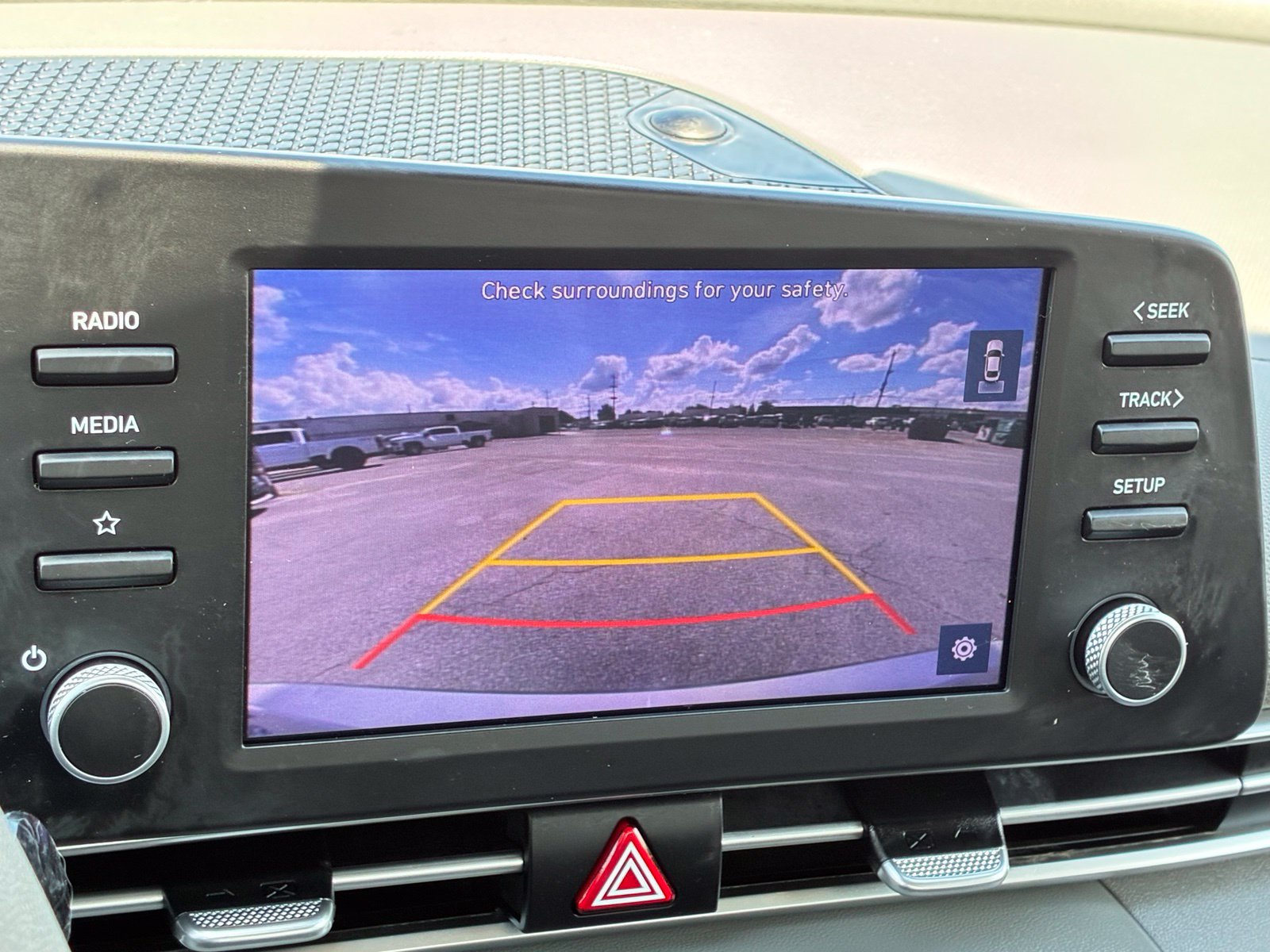 Used 2022 Hyundai Elantra SEL w/ Cargo Package FWD image 17