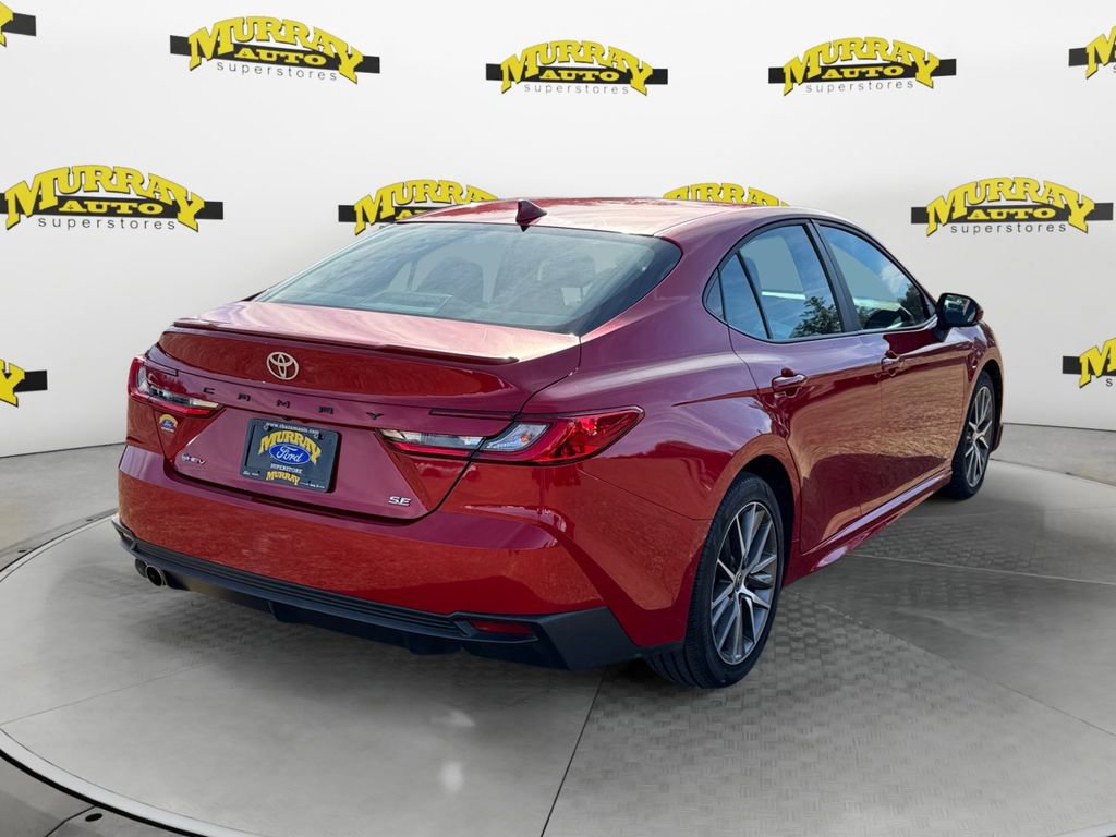Used 2025 Toyota Camry SE image 6