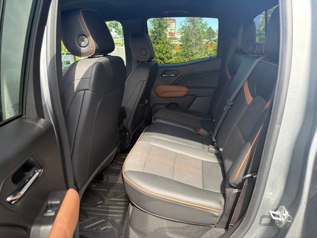 Used 2025 GMC Canyon AT4 AWD/4WD image 14