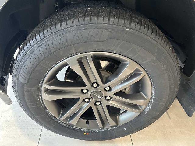 Certified 2022 Ford F150 XLT w/ Equipment Group 302A High image 30