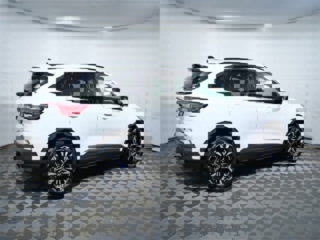 Certified 2022 Ford Escape SEL w/ Equipment Group 302A image 8