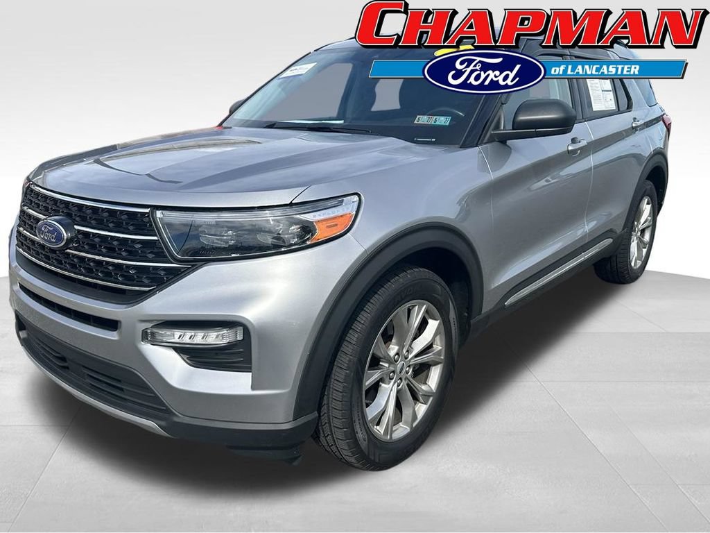 Certified 2021 Ford Explorer XLT w/ Equipment Group 202A AWD/4WD image 2