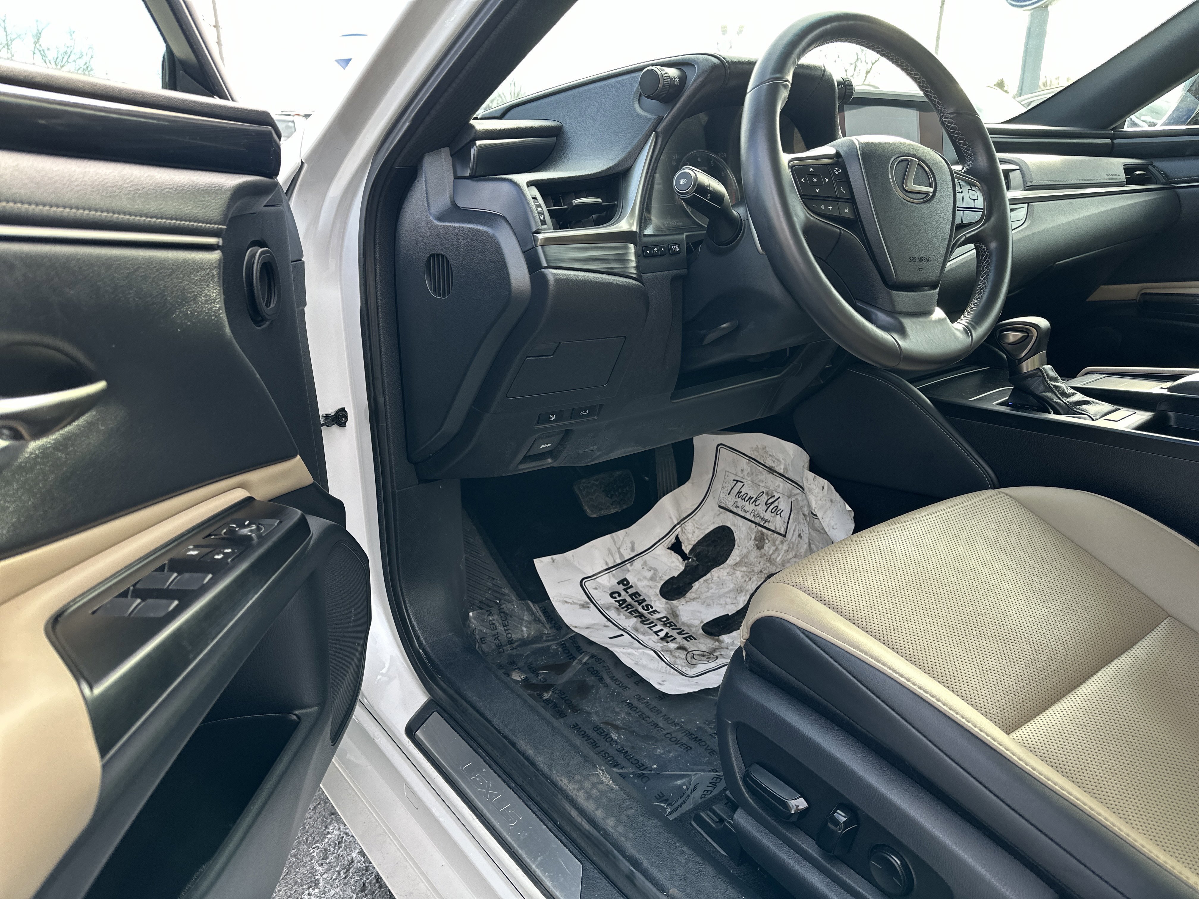 Used 2020 Lexus ES 350 ES 350 w/ Accessory Package 2 image 14