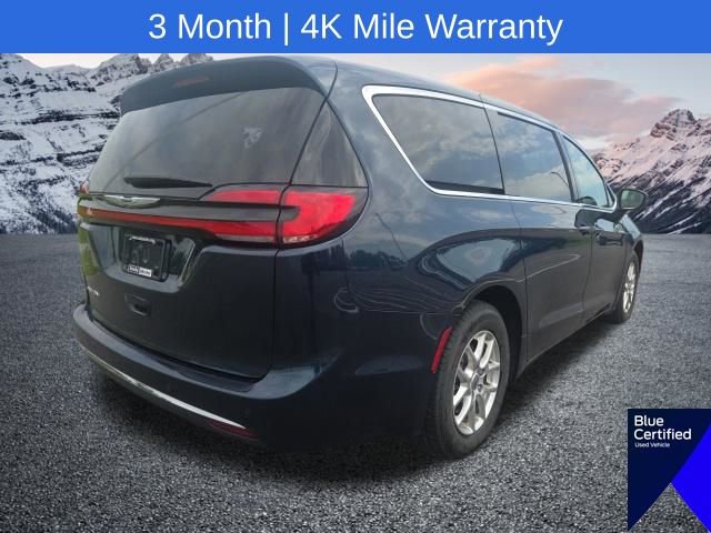 Used 2023 Chrysler Pacifica Touring-L FWD image 9