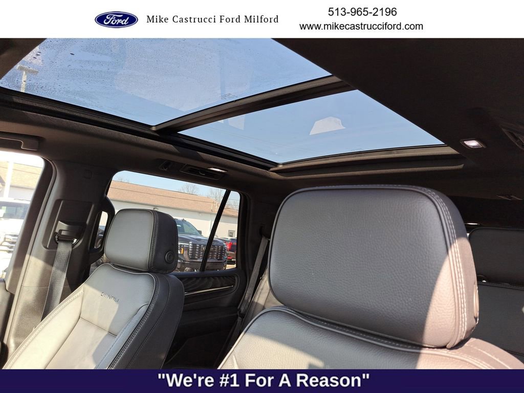 Used 2023 GMC Yukon Denali w/ LPO, Floor Liner Package image 24
