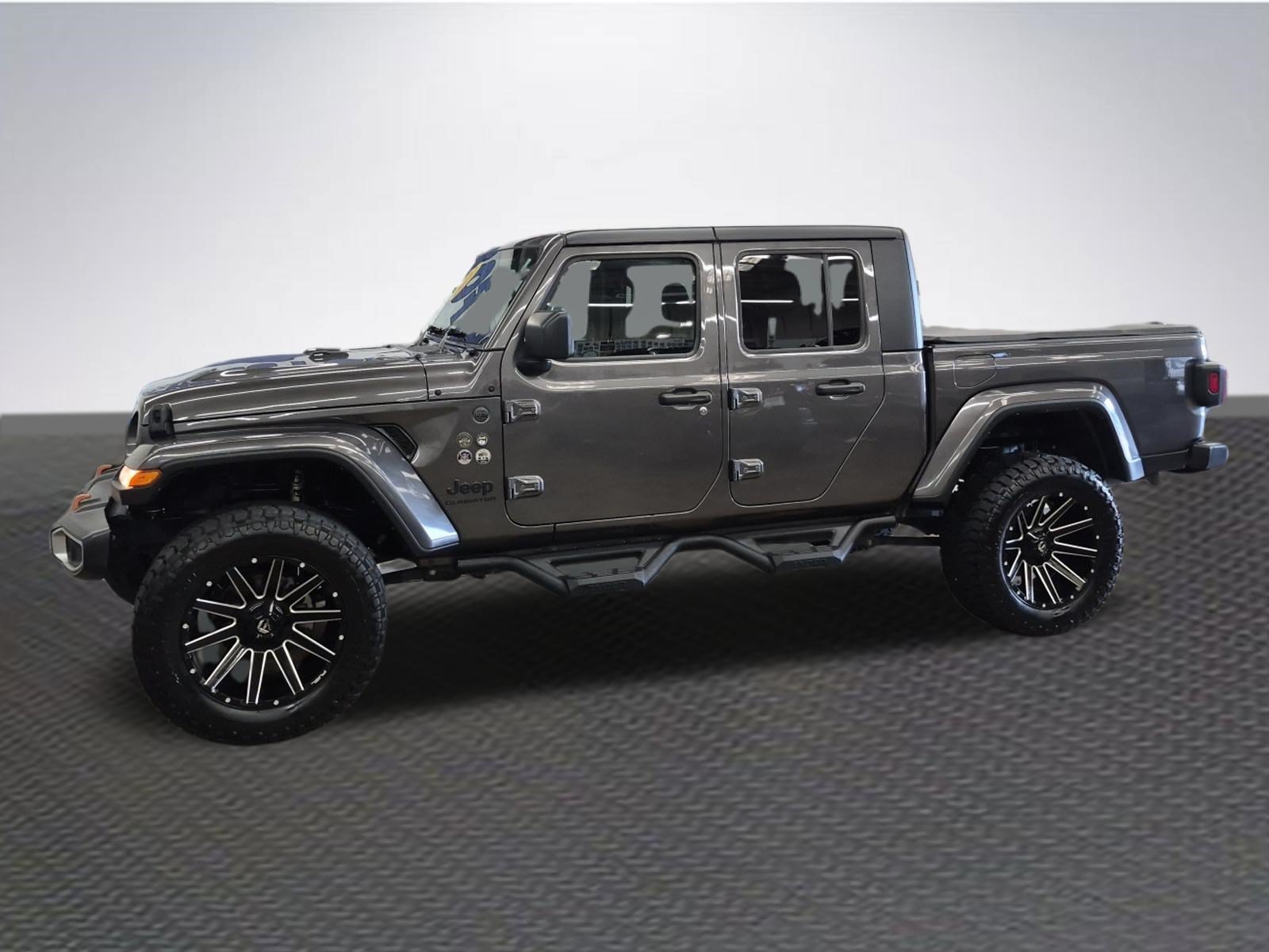 Used 2022 Jeep Gladiator Sport AWD/4WD image 2