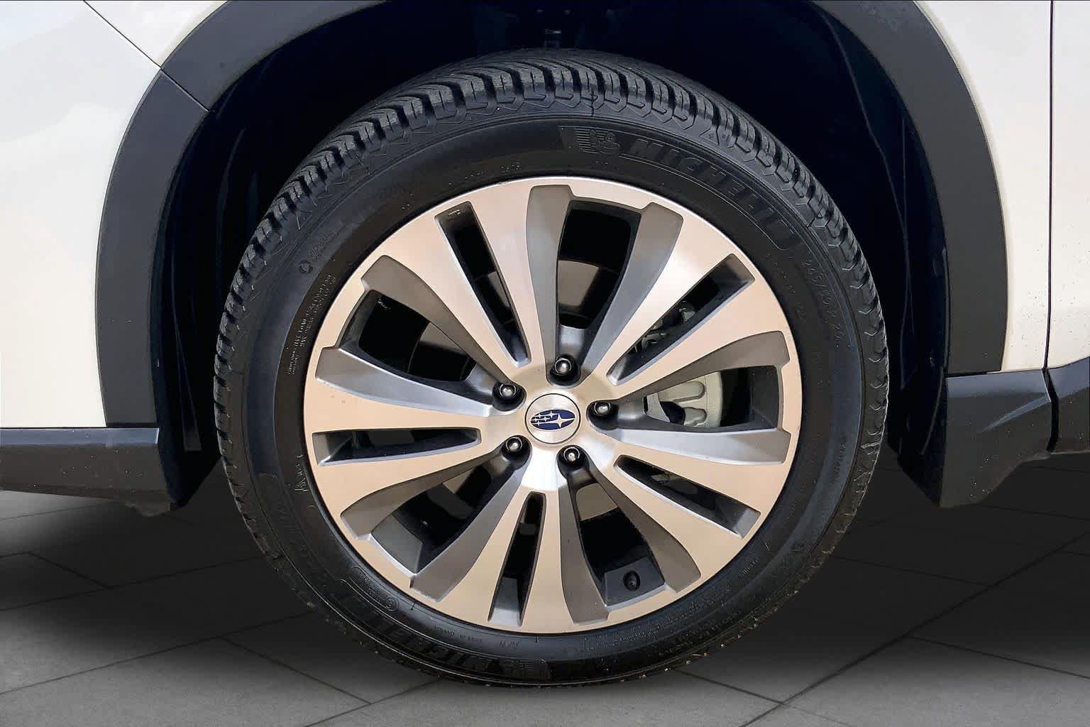 Used 2020 Subaru Ascent Touring AWD/4WD image 11