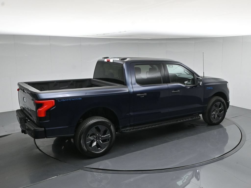Certified 2024 Ford F150 Lightning XLT AWD/4WD image 43