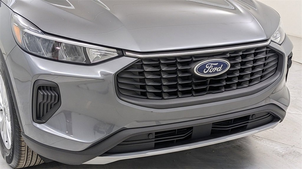 Certified 2023 Ford Escape Active image 38
