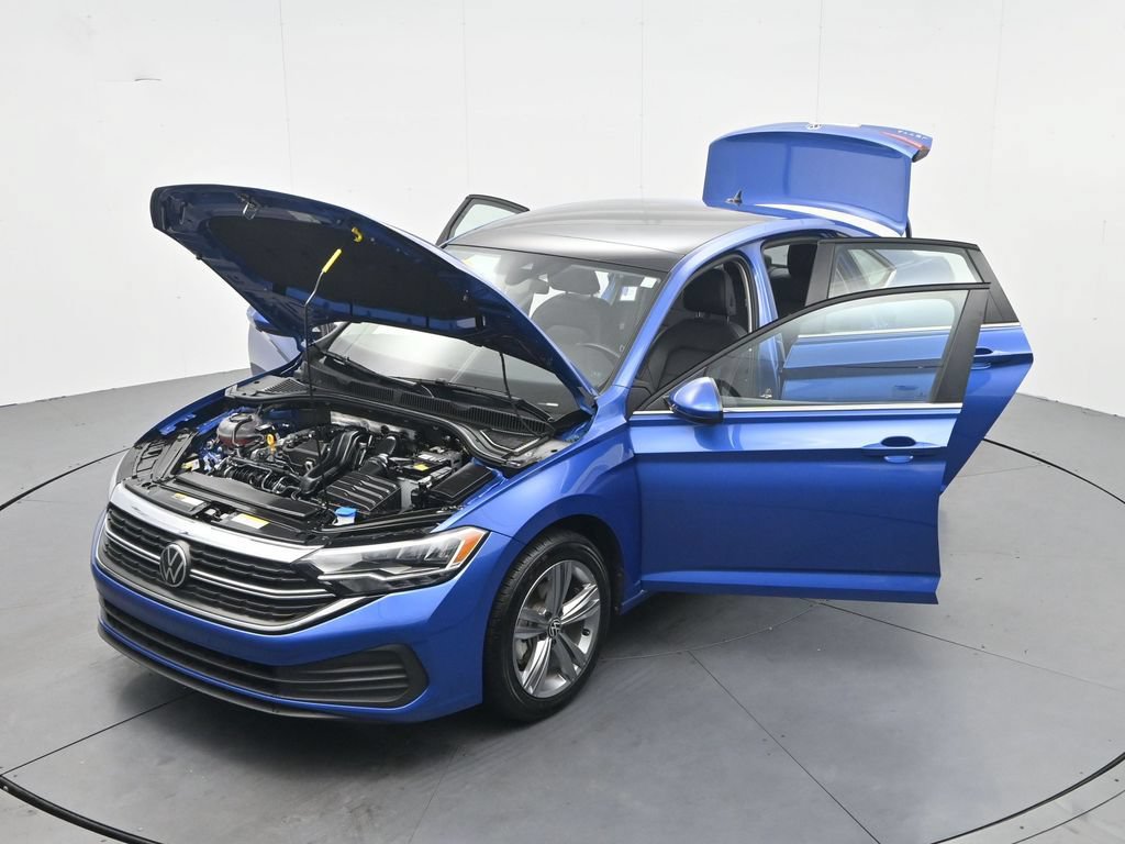 Used 2024 Volkswagen Jetta SE FWD image 48