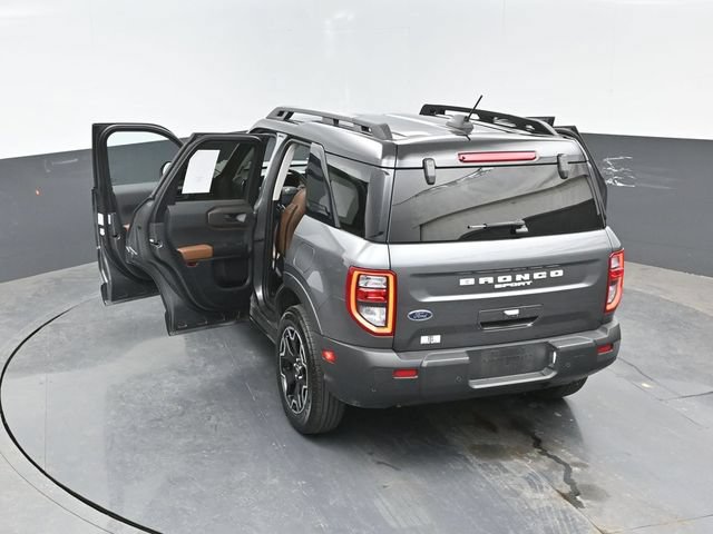 Certified 2025 Ford Bronco Sport Outer Banks w/ Outer Banks Tech Package+ AWD/4WD image 22