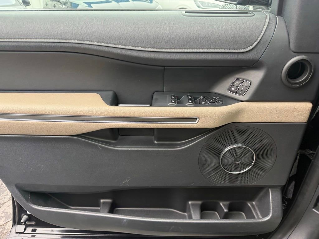 Certified 2024 Ford Expedition Max XLT image 26