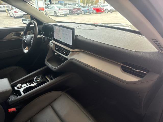 Certified 2025 Ford Explorer Active w/ Active Comfort Package image 19