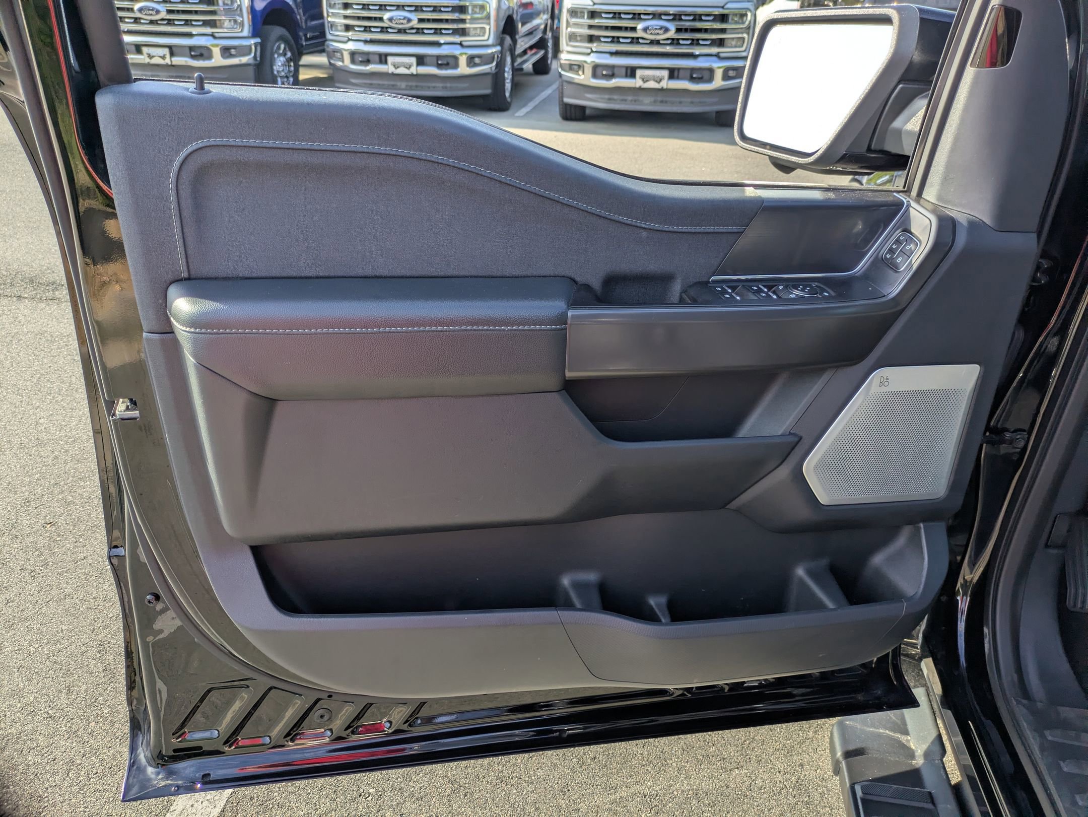 Certified 2024 Ford F150 Lariat w/ Equipment Group 502A High AWD/4WD image 17