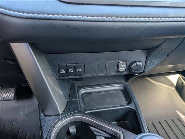 Used 2018 Toyota RAV4 XLE image 14