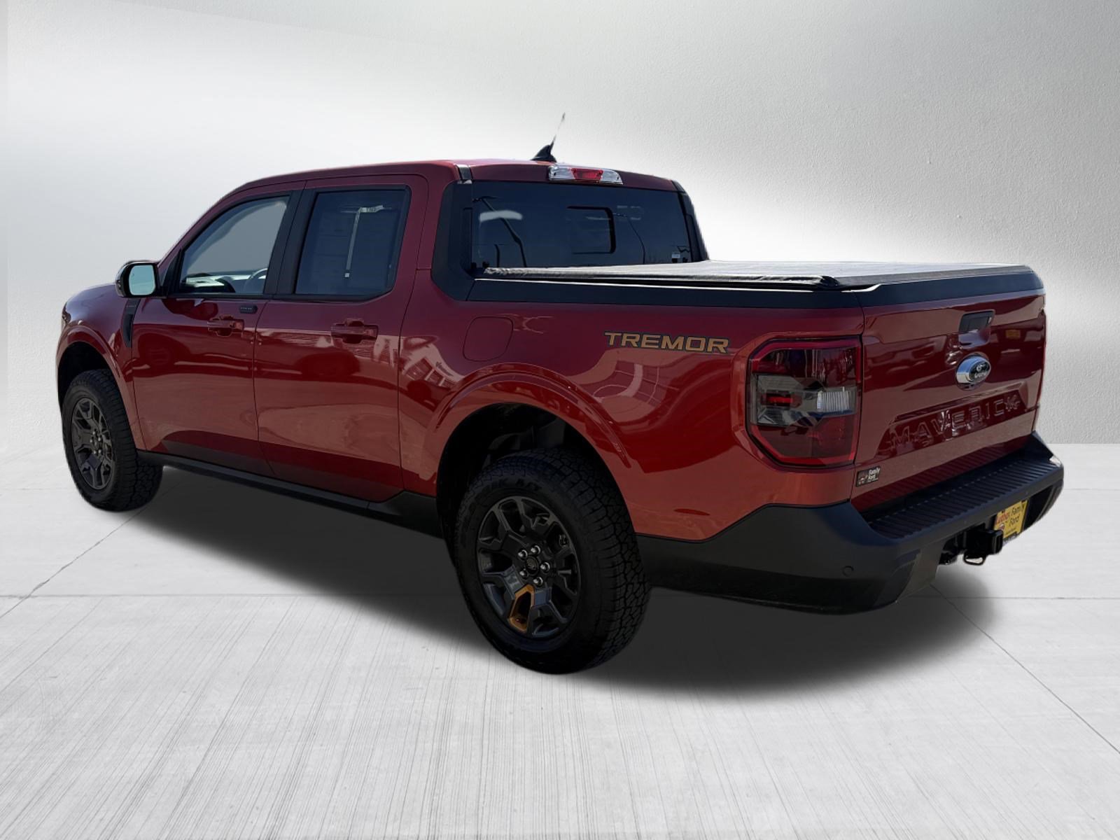 Certified 2024 Ford Maverick Tremor w/ Tremor Off-Road Package AWD/4WD image 5