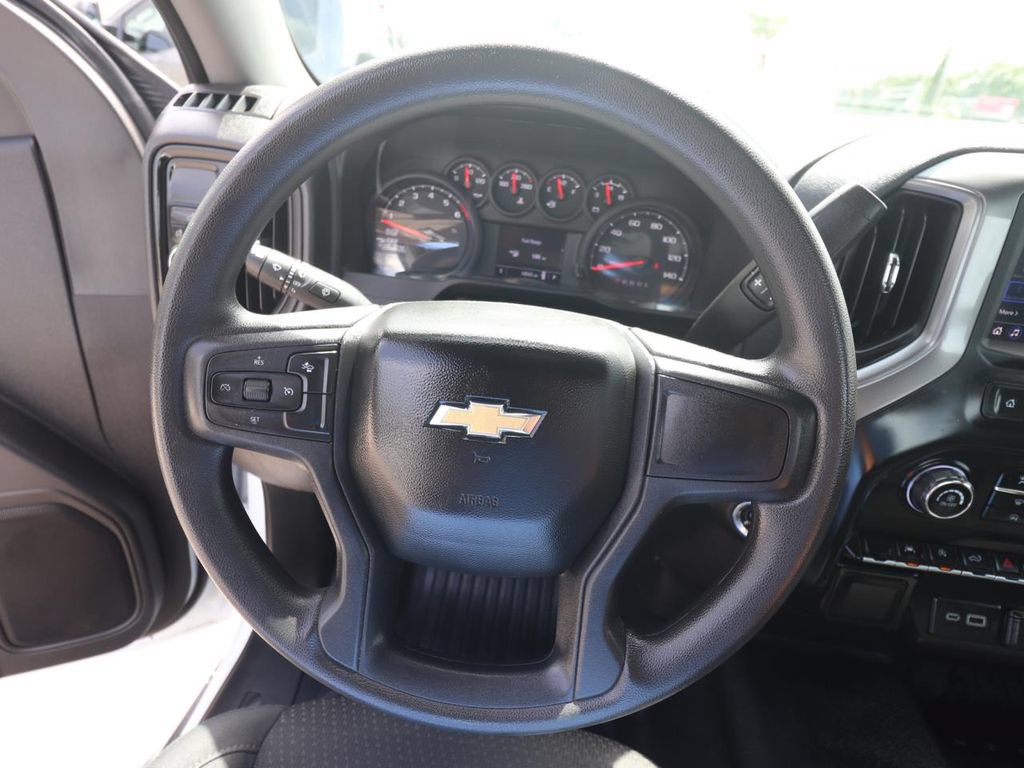 Used 2025 Chevrolet Silverado 1500 W/T RWD image 17