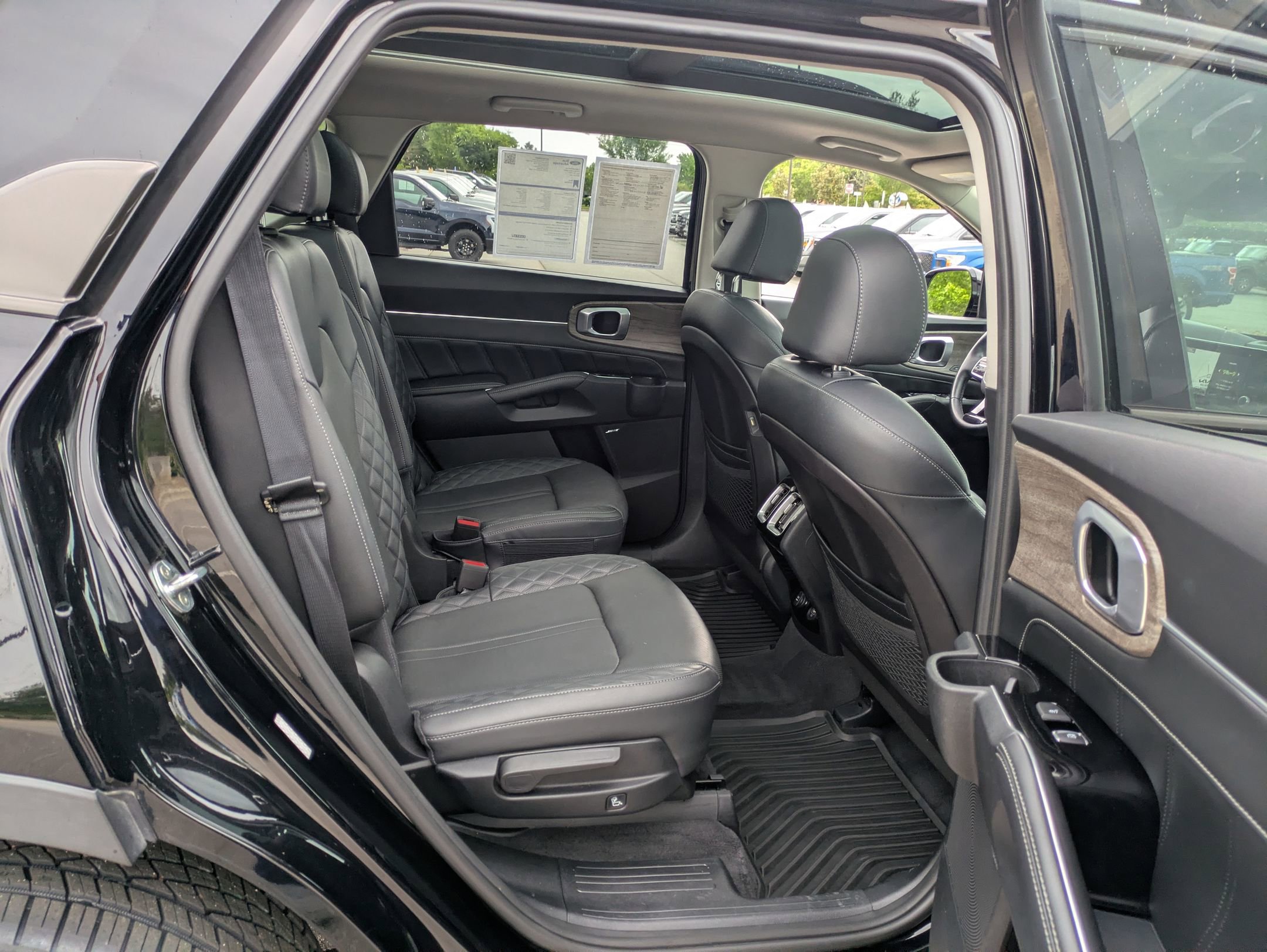 Used 2022 Kia Sorento SX Prestige AWD/4WD image 36