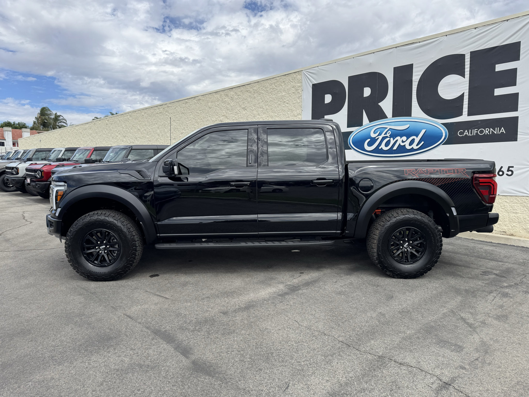 Certified 2026 Ford F150 Raptor AWD/4WD image 39
