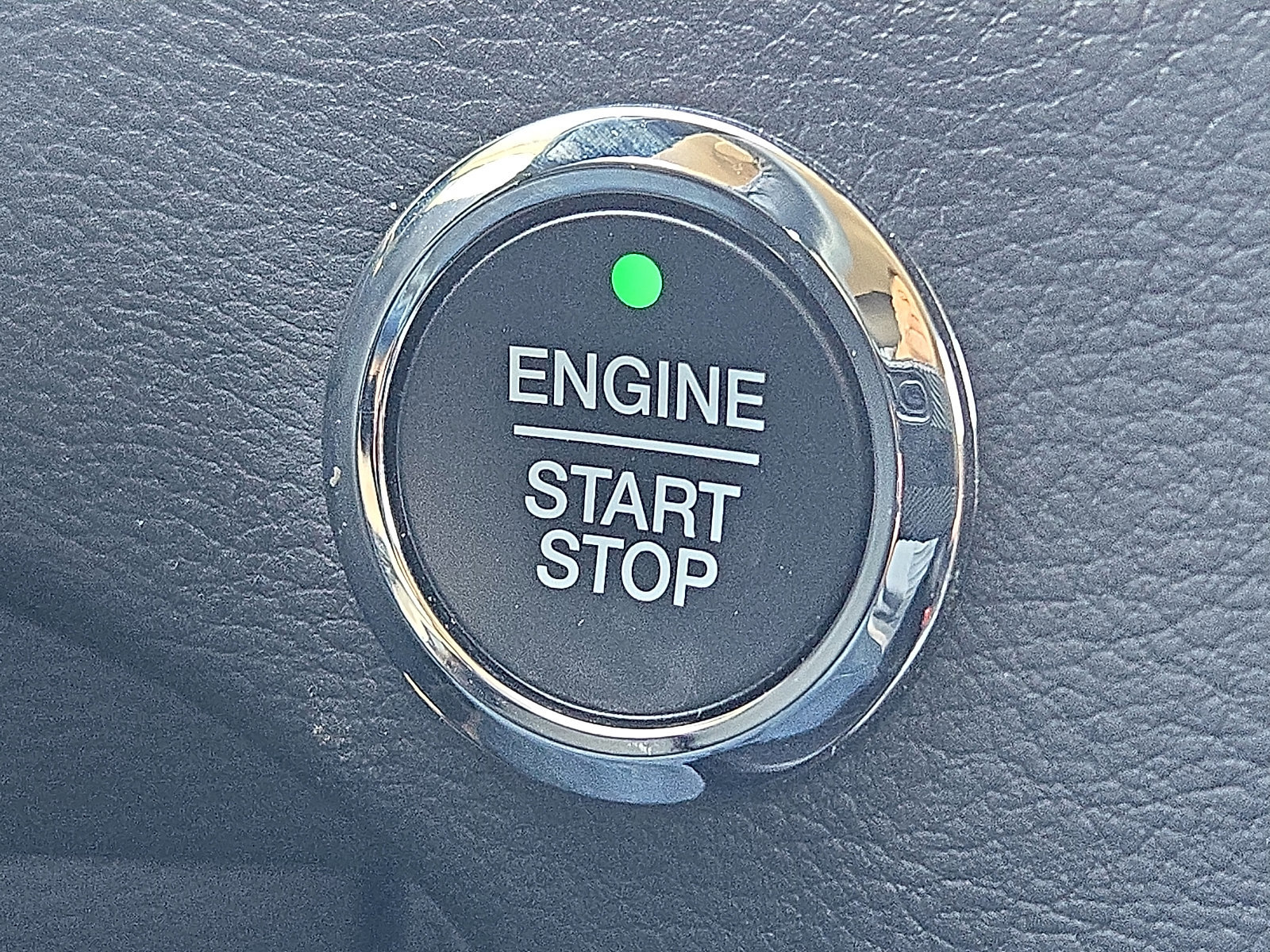 Certified 2024 Ford Edge SEL w/ Convenience Package AWD/4WD image 22