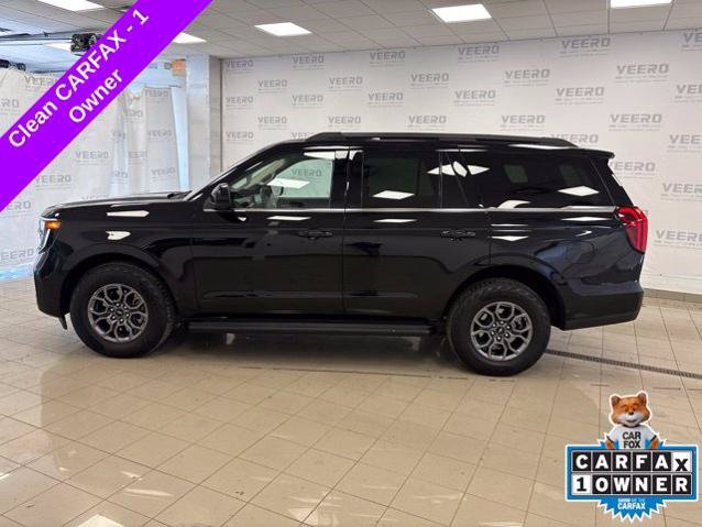 Certified 2025 Ford Expedition Active AWD/4WD image 2