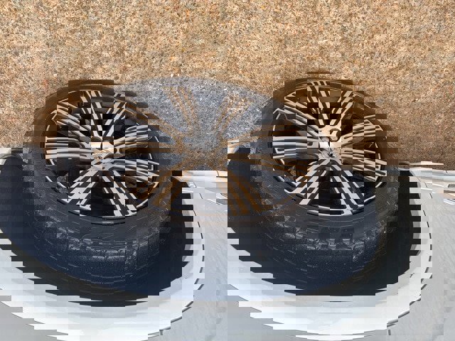 Used 2023 Volvo XC90 T8 Plus w/ Protection Package Premier image 10