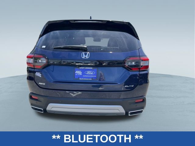 Used 2023 Honda Pilot Elite image 4