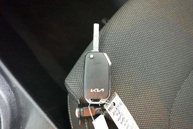 Used 2024 Kia Forte LXS image 31