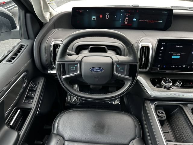 Certified 2025 Ford Expedition Max Platinum AWD/4WD image 14