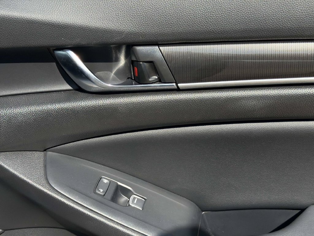 Used 2022 Honda Accord Sport Special Edition image 15