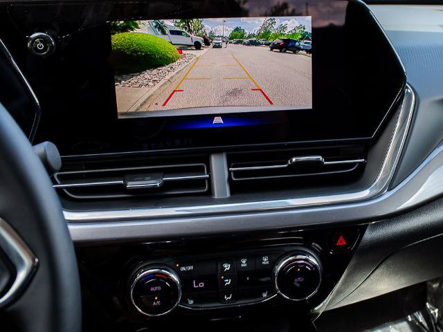 Used 2025 Chevrolet Trax ACTIV FWD image 20