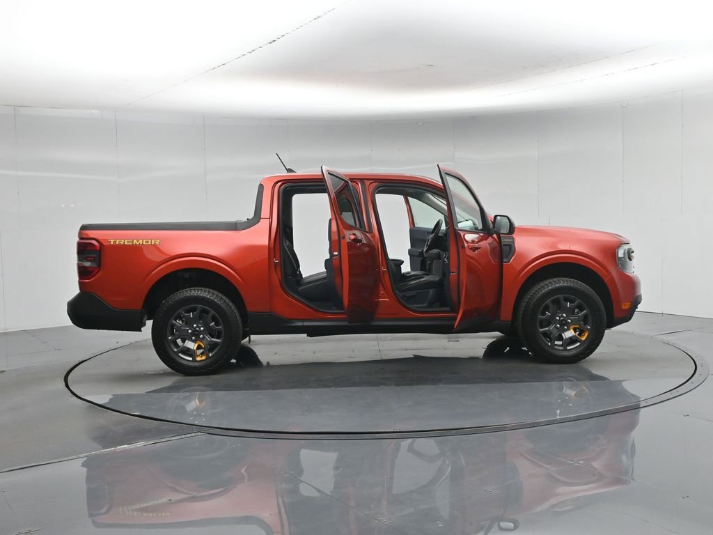 Certified 2024 Ford Maverick Tremor w/ Tremor Off-Road Package AWD/4WD image 5