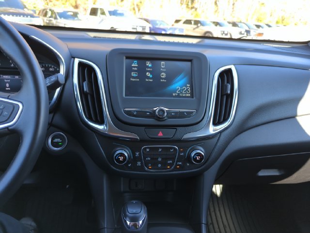 Used 2018 Chevrolet Equinox LT w/ LPO, Protection Package AWD/4WD image 39