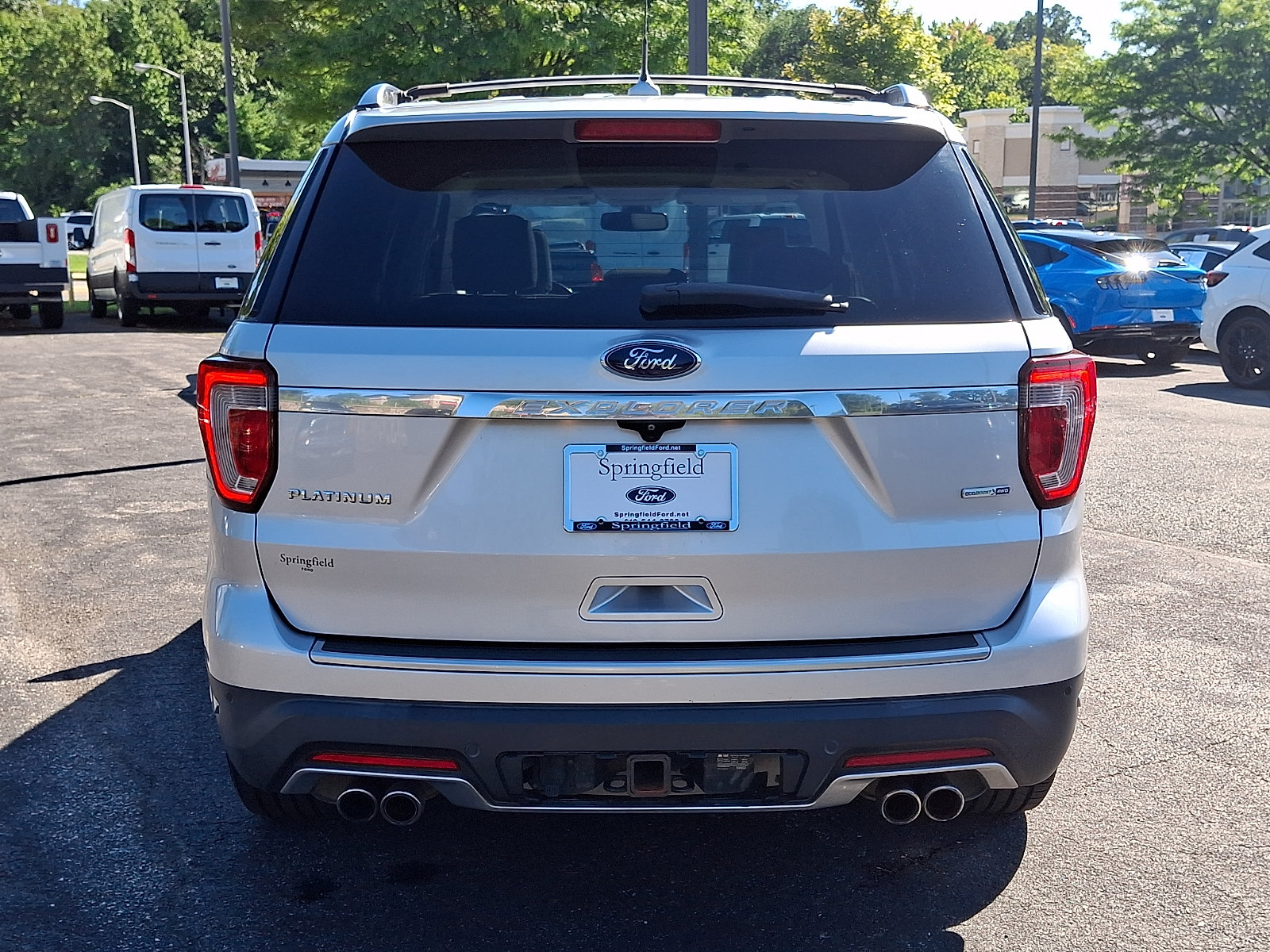 Certified 2018 Ford Explorer Platinum AWD/4WD image 5