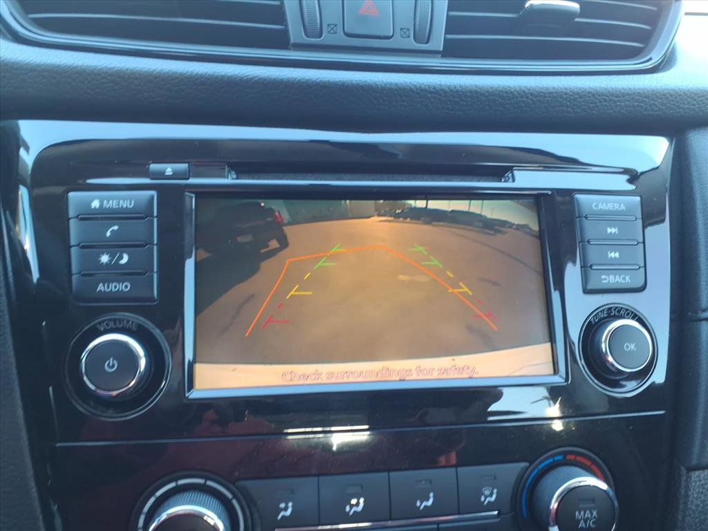 Used 2018 Nissan Rogue S image 20