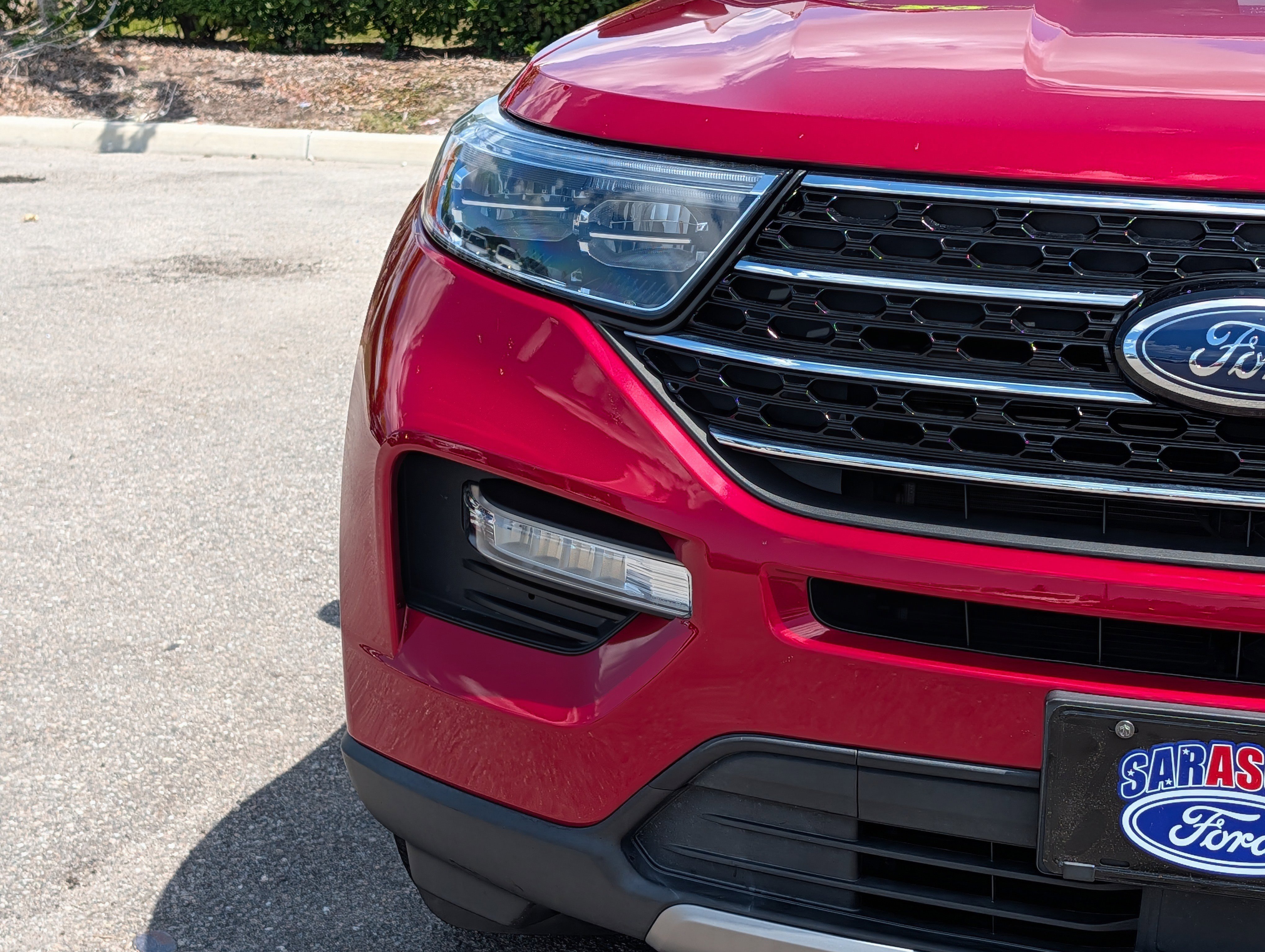 Certified 2020 Ford Explorer XLT w/ Equipment Group 202A RWD image 9