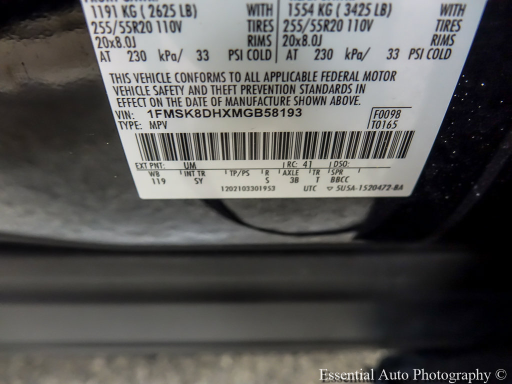 Certified 2021 Ford Explorer XLT w/ Equipment Group 202A AWD/4WD image 31