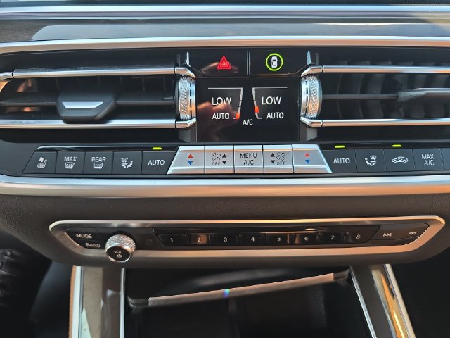 Used 2022 BMW X5 xDrive45e AWD/4WD image 19