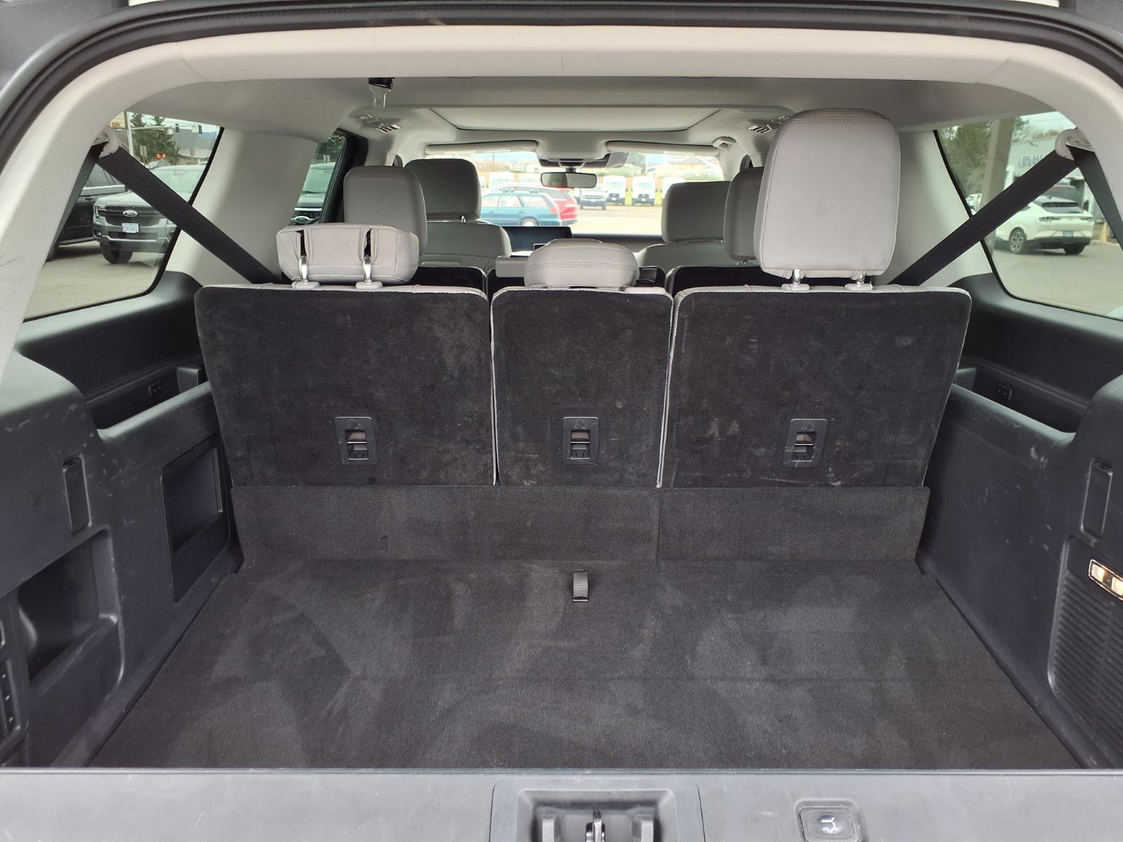 Certified 2025 Ford Expedition Max Active image 11