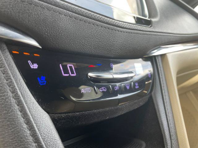 Used 2019 Cadillac XT5 Premium Luxury w/ Driver Assist Package AWD/4WD image 20