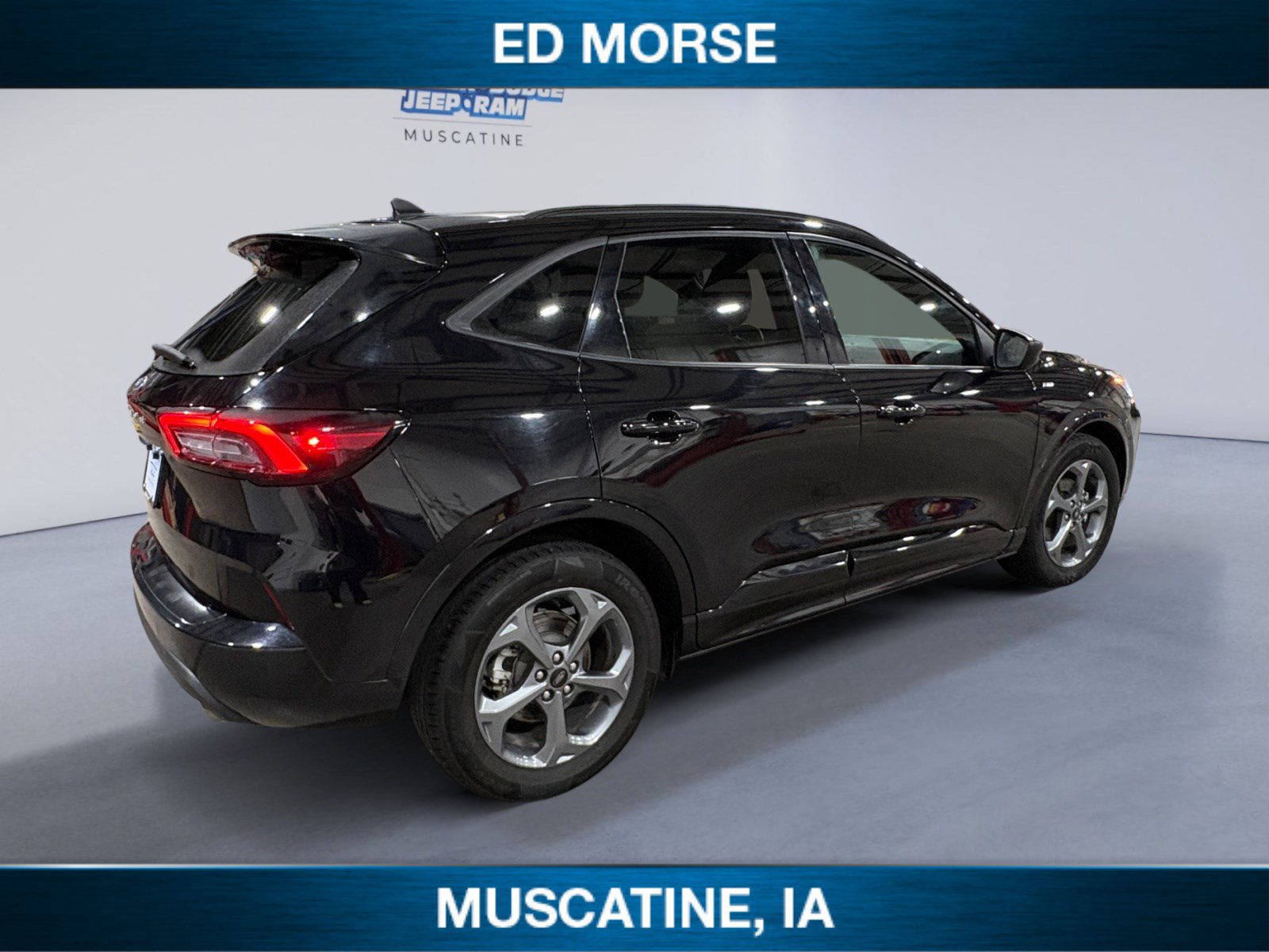 Certified 2023 Ford Escape ST-Line image 5