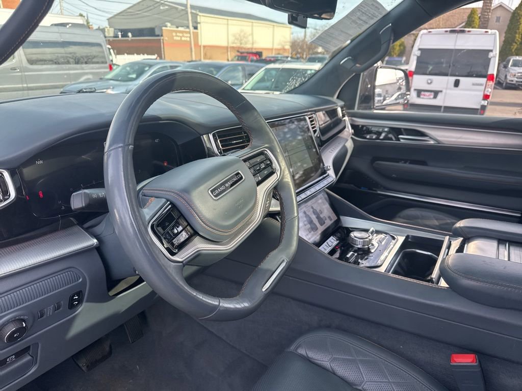 Used 2022 Jeep Grand Wagoneer Series III w/ Rear Seat Video Group 1 image 20