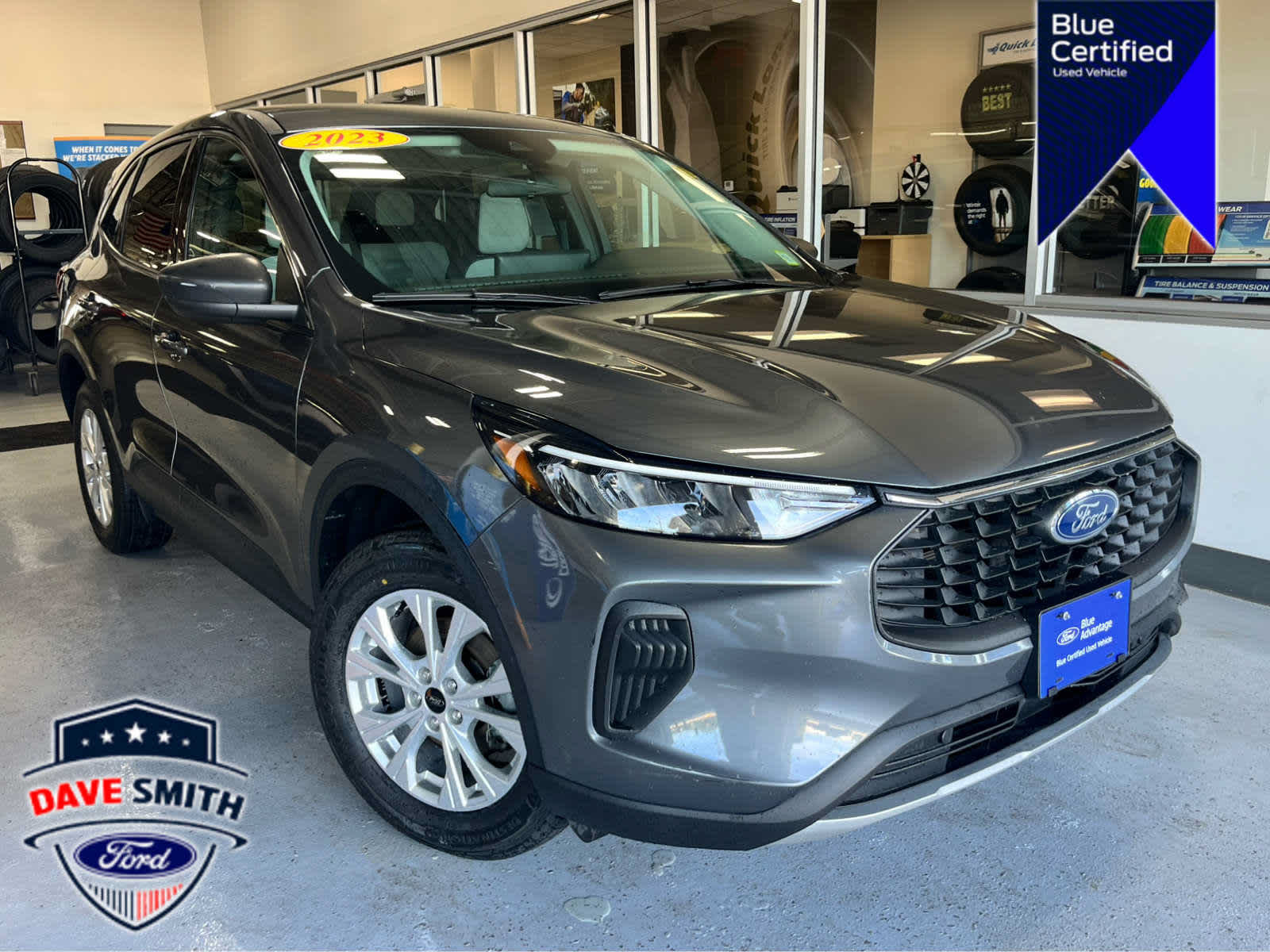 Certified 2023 Ford Escape Active w/ Tech Pack #1 AWD/4WD image 2