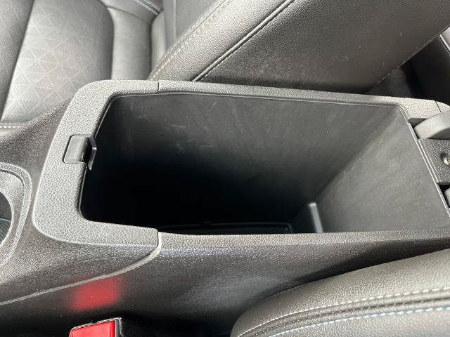 Used 2022 Chevrolet Bolt LT w/ Infotainment Package FWD image 37
