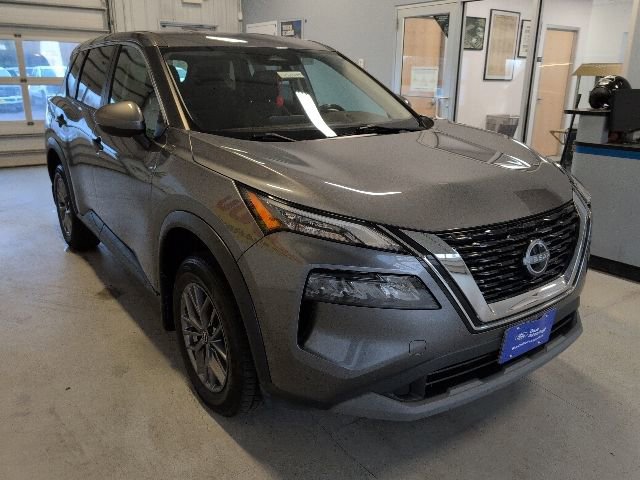 Used 2022 Nissan Rogue S AWD/4WD image 7