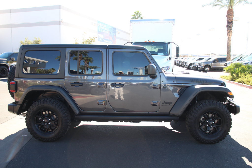 Used 2024 Jeep Wrangler Unlimited Sport AWD/4WD image 10
