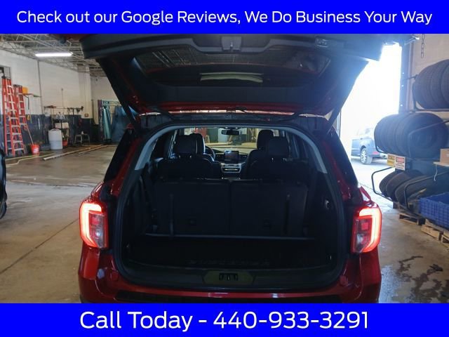 Certified 2024 Ford Explorer XLT w/ Equipment Group 202A image 39