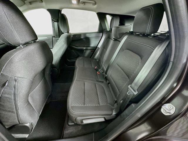 Certified 2023 Ford Escape Active AWD/4WD image 32